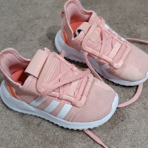 Toddler shoes